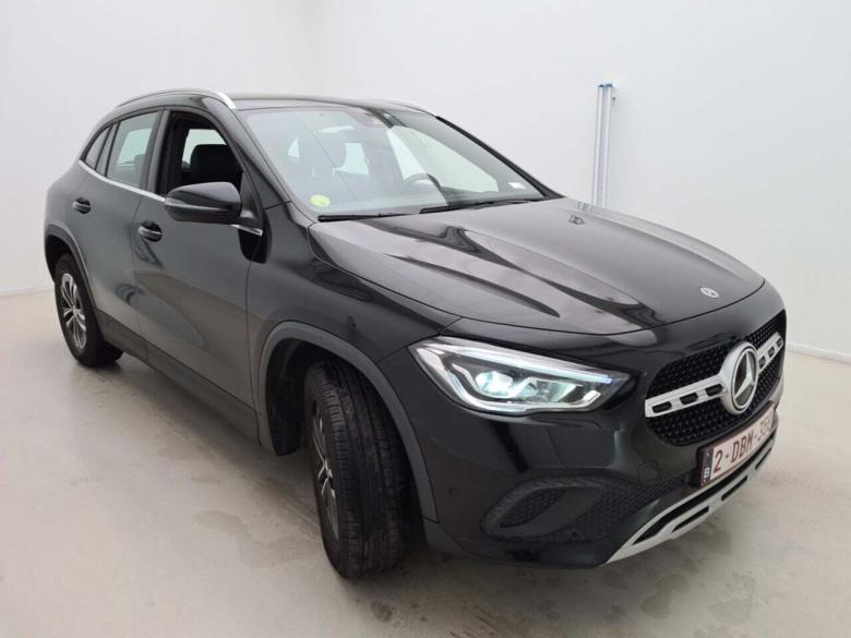 Mercedes GLA 180 d Aut. Widescreen LED CarPlay Navi 1/2 Sport-Leather KeylessStart Camera Klima PDC ... #3