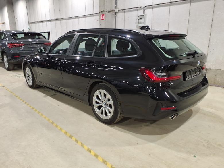 BMW 318 d Aut. LED LC-Pro CarPlay Navi Klima PDC ... #4