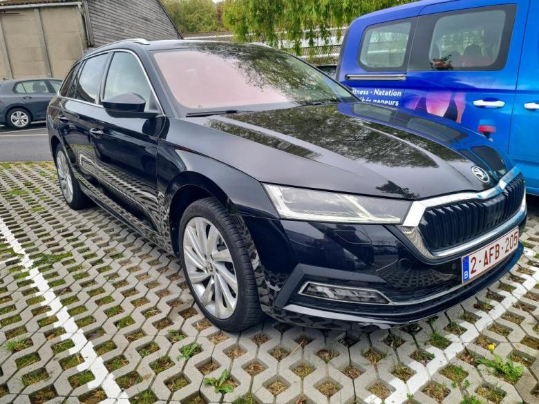 Skoda Octavia 1.4 PHEV Ambition Aut. Full-LED Virtual 1/2 Sport-Leather CarPlay Navi Klima PDC ... #2