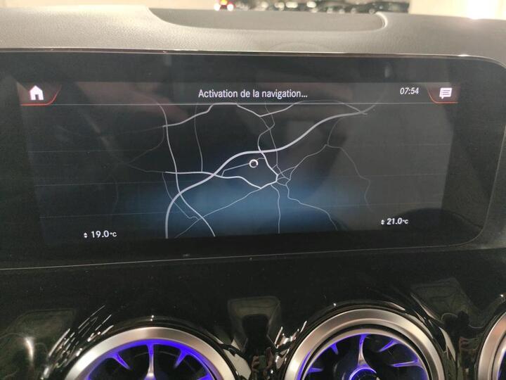 Mercedes GLA 200 d Pano Progressive Aut. Widescreen Ambient LED Navi Sport-Leather Klima PDC ... #6