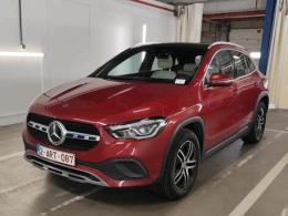 Mercedes GLA 200 d Pano Progressive Aut. Widescreen Ambient LED Navi Sport-Leather Klima PDC ...