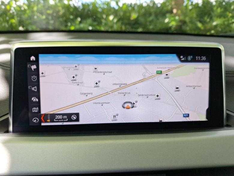 BMW X2 sDrive18d Pano Aut. LED Navi Camera Klima PDC ... #4