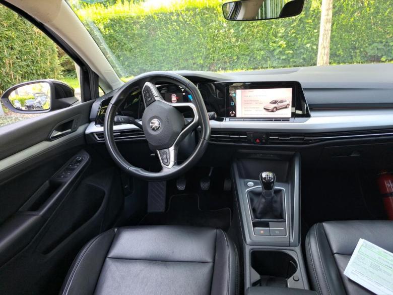 Volksvagen Golf 1.5 TSI 1st Edition Pano Matrix-LED CarPlay Navi Leather Klima PDC ... #6