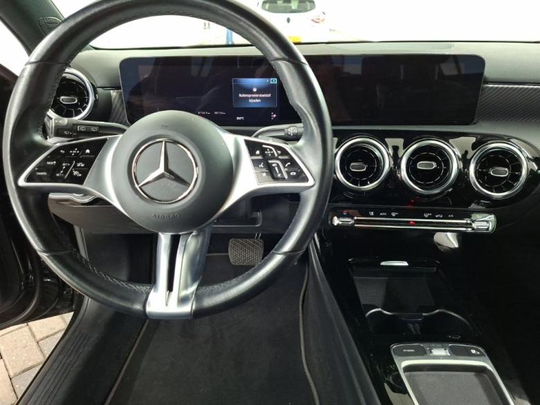 Mercedes A 180 Aut. Facelift Progressive LED Widescreen CarPlay Navi 1/2 Sport-Leather Camera Klima PDC ... #6