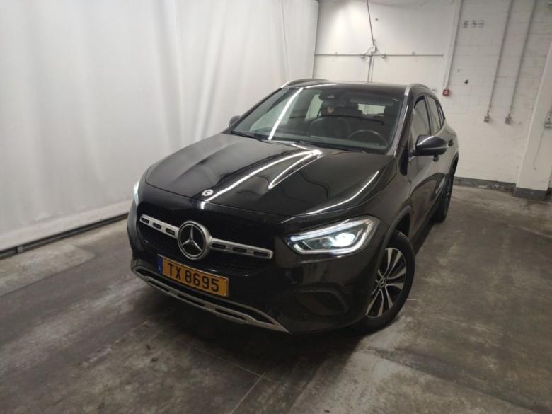 Mercedes GLA 180 d Aut. Widescreen LED Hi-Fi Navi 1/2 Sport-Leather Camera Klima PDC ... #1