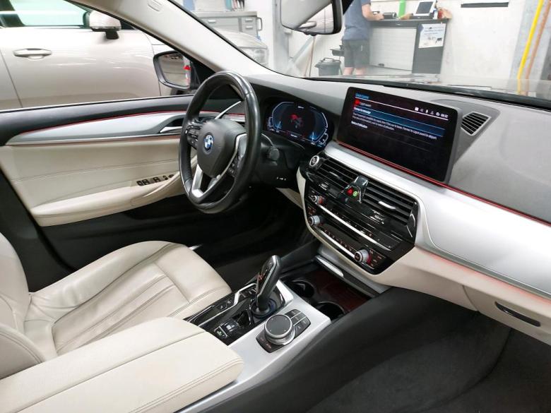 BMW 520 e Pano Aut. LED-Xenon Ambient CarPlay Navi Leather Camera Klima PDC ... #5