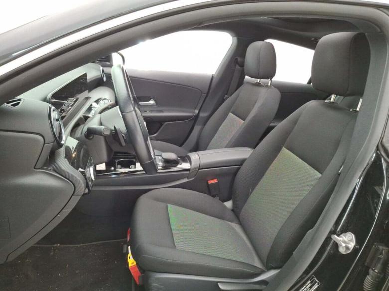 Mercedes CLA 200 d Aut. Pano Led Widescreen Navi Camera Klima PDC ... #6